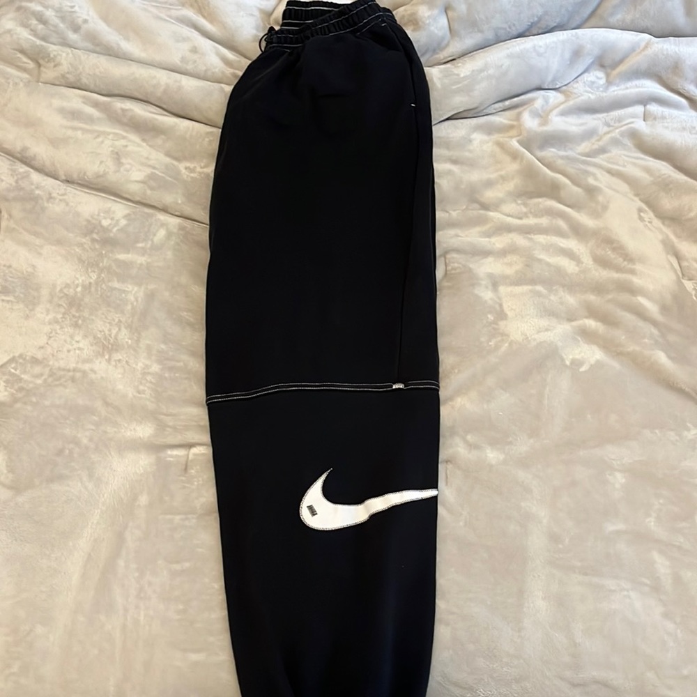 Black Nike joggers